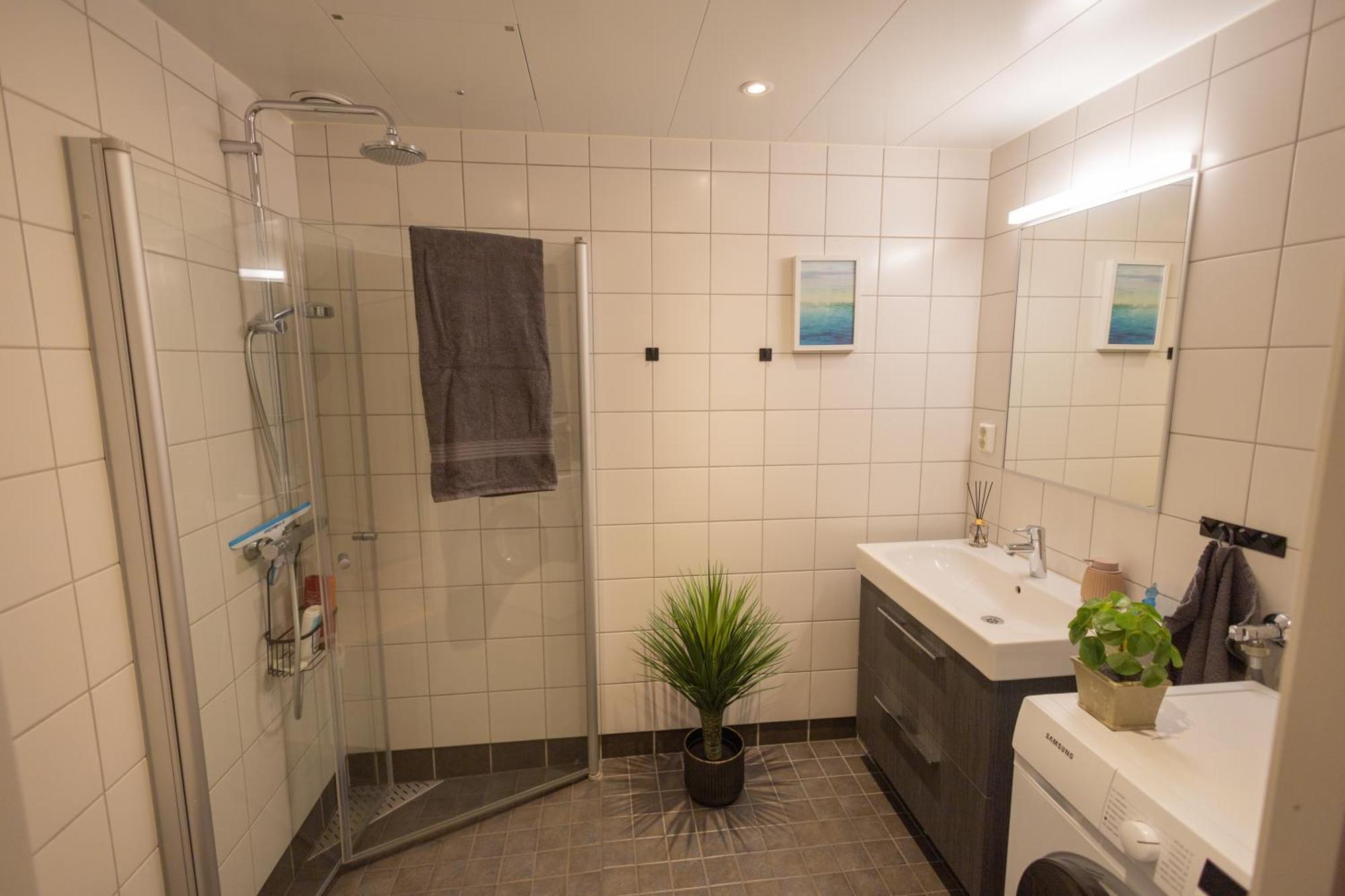 Modern Apartment - Amazing Terrace And Fjord View, Close To City Center Bergen Exterior foto